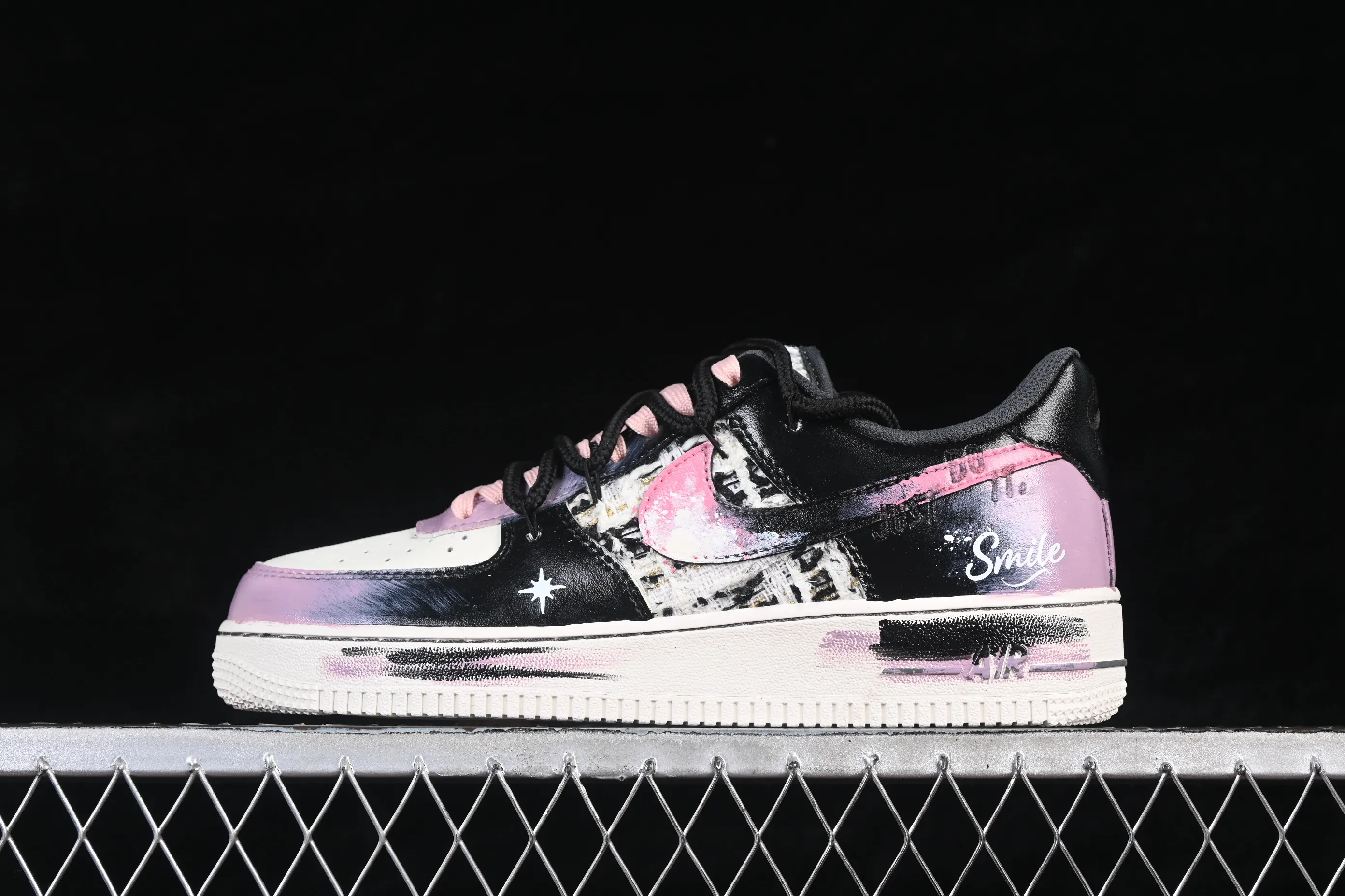 All categories Nk Air Force 1 Air Force series Nk Air Force 1 Low Air Force low-top Nike Air Force 1'07 Low "Midnight Starburst" Hand-painted graffiti Dark Night Starburst Air Force 1 low-top casual sneakers FJ7740-170